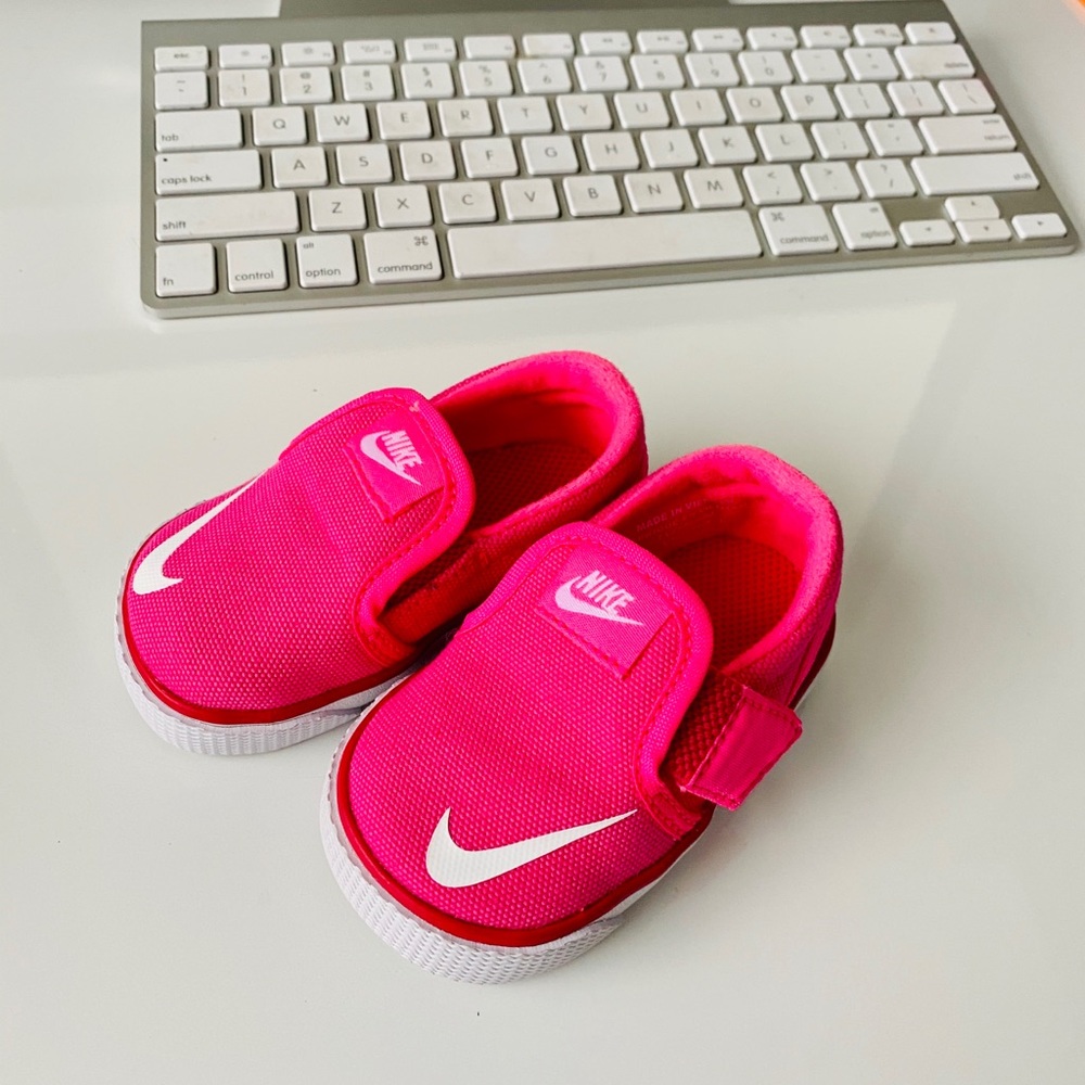 Baby shoes 2c